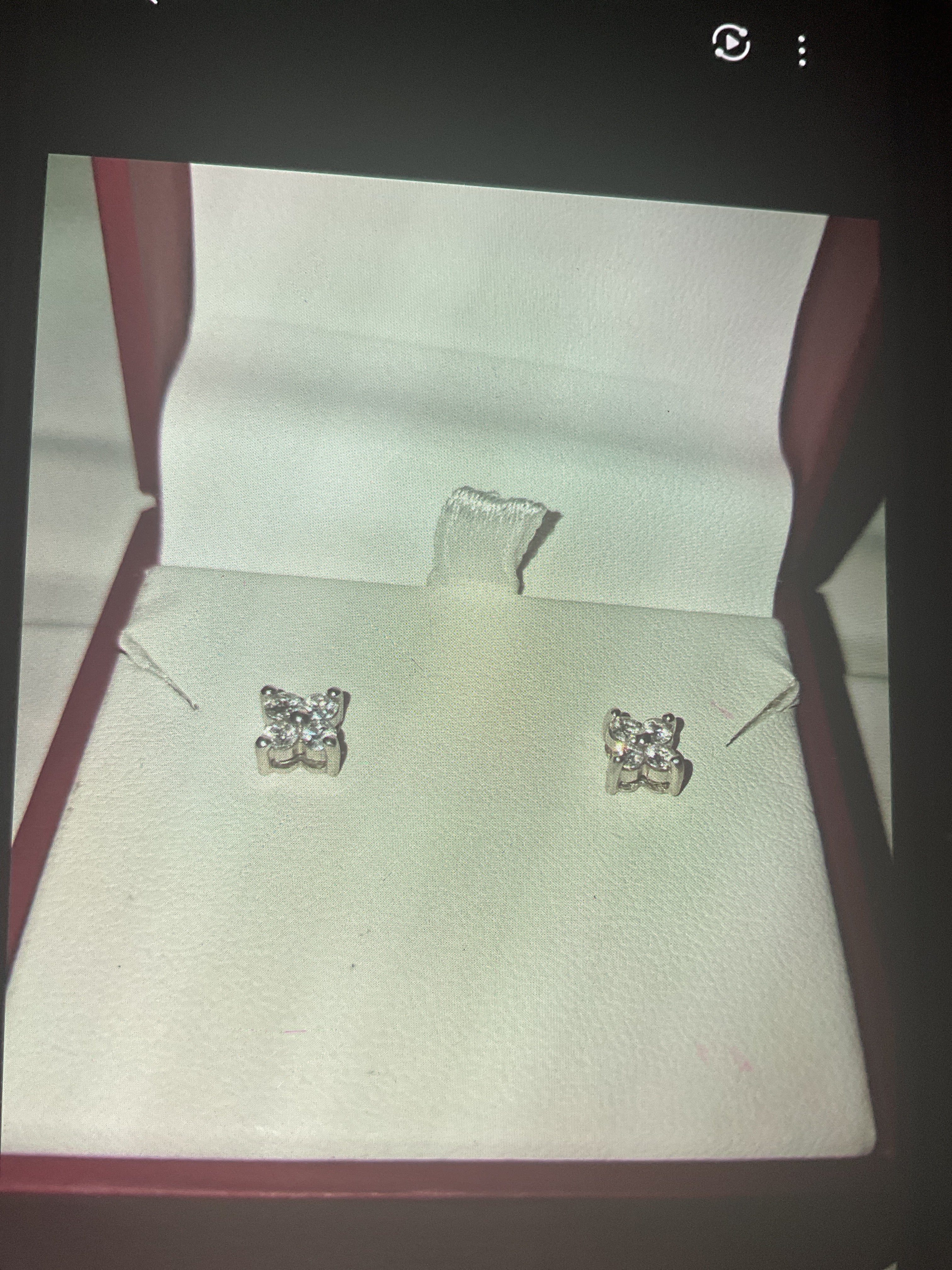 Natural 1ctw platinum earrings set