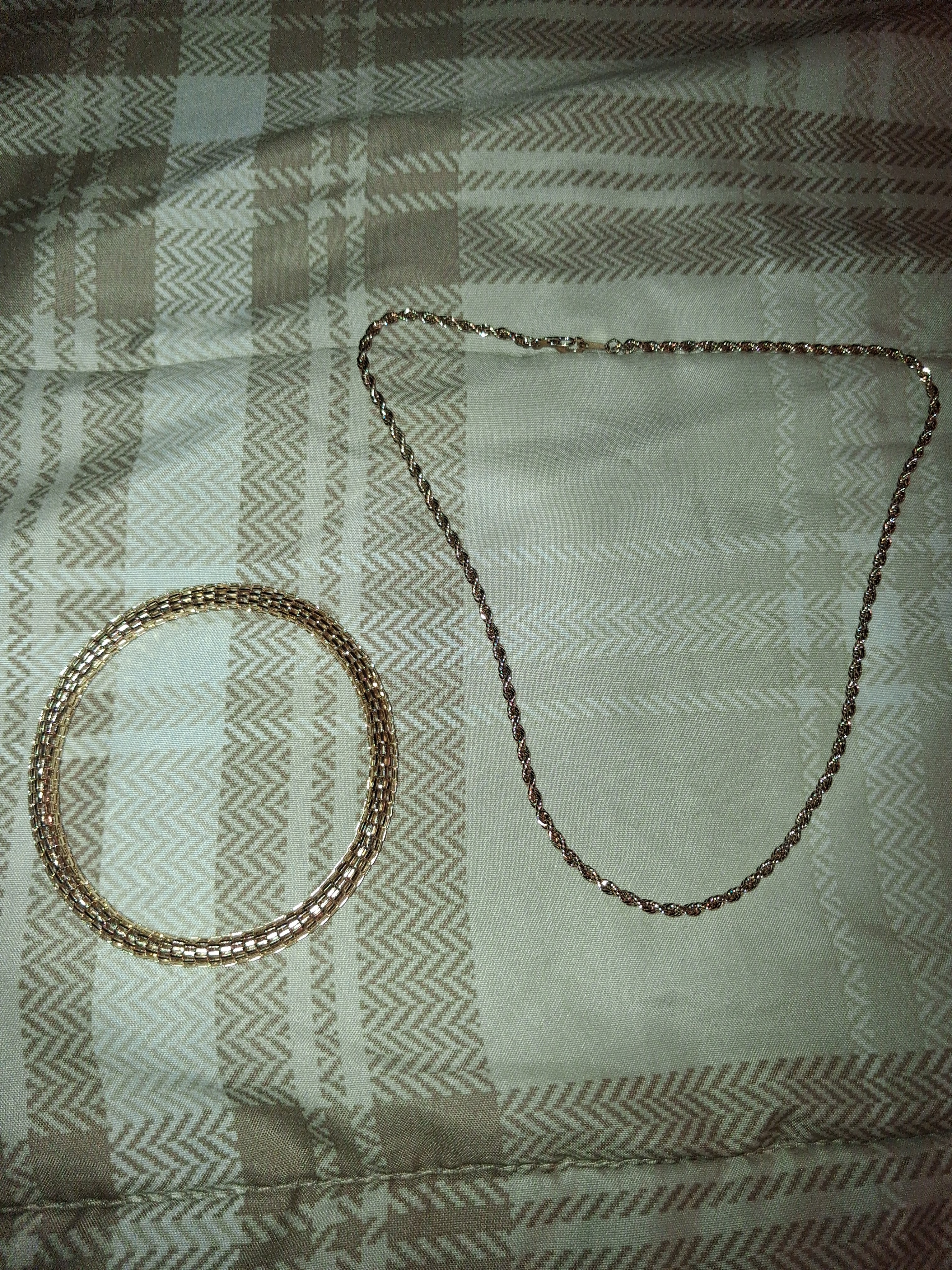 Costume bracelet, and necklace set