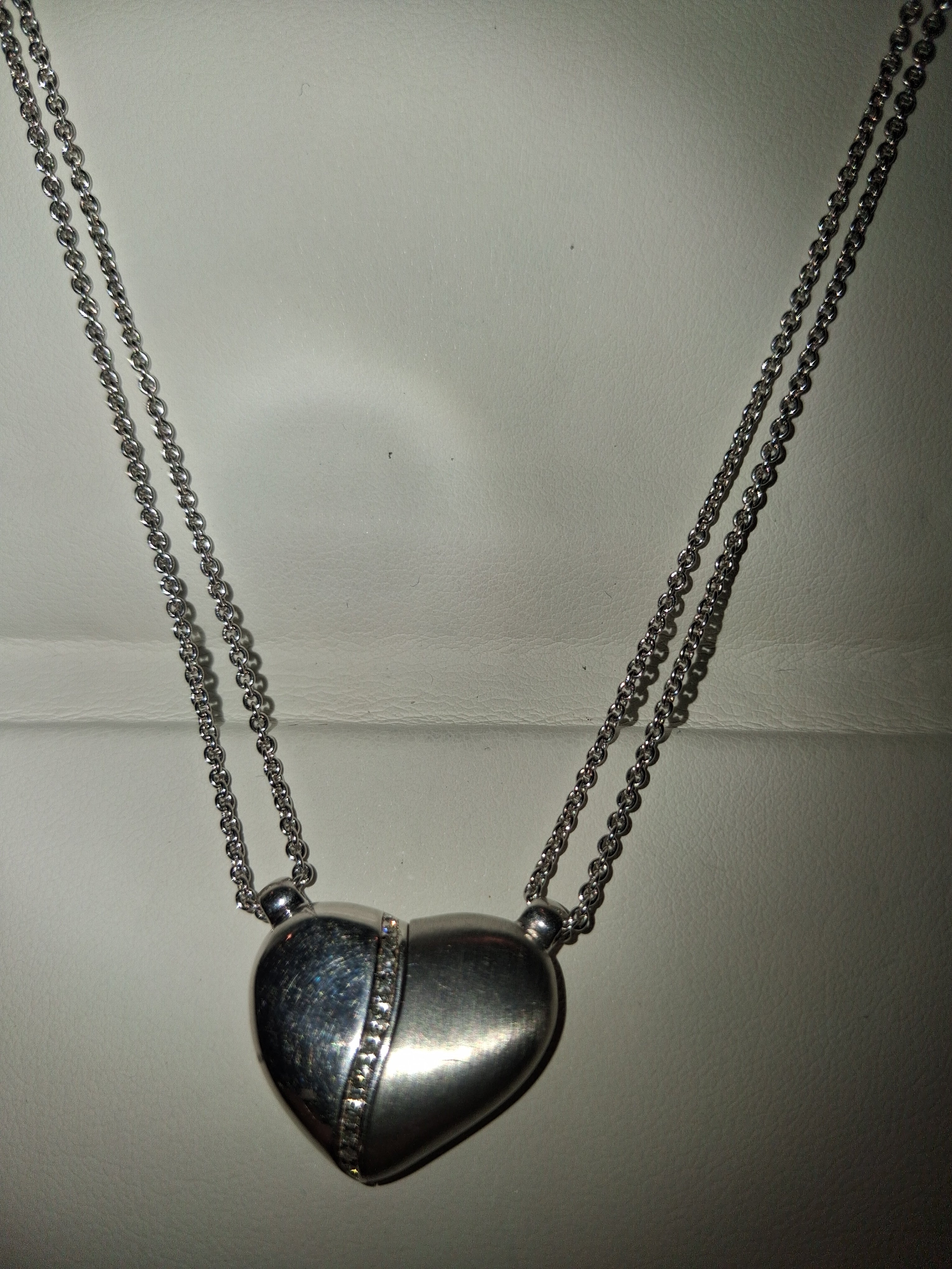 925 silver necklace with natural diamonds