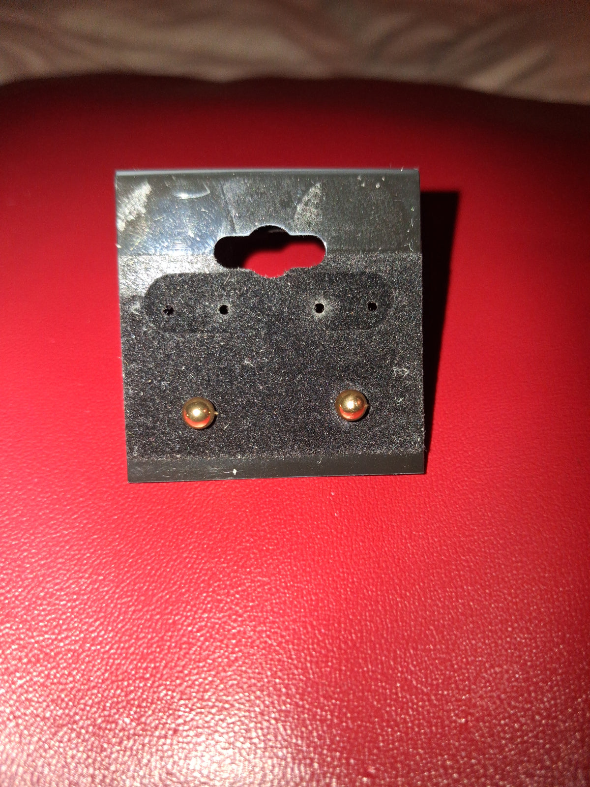 Gold plated, stud earrings. Estate. Free shipping.!