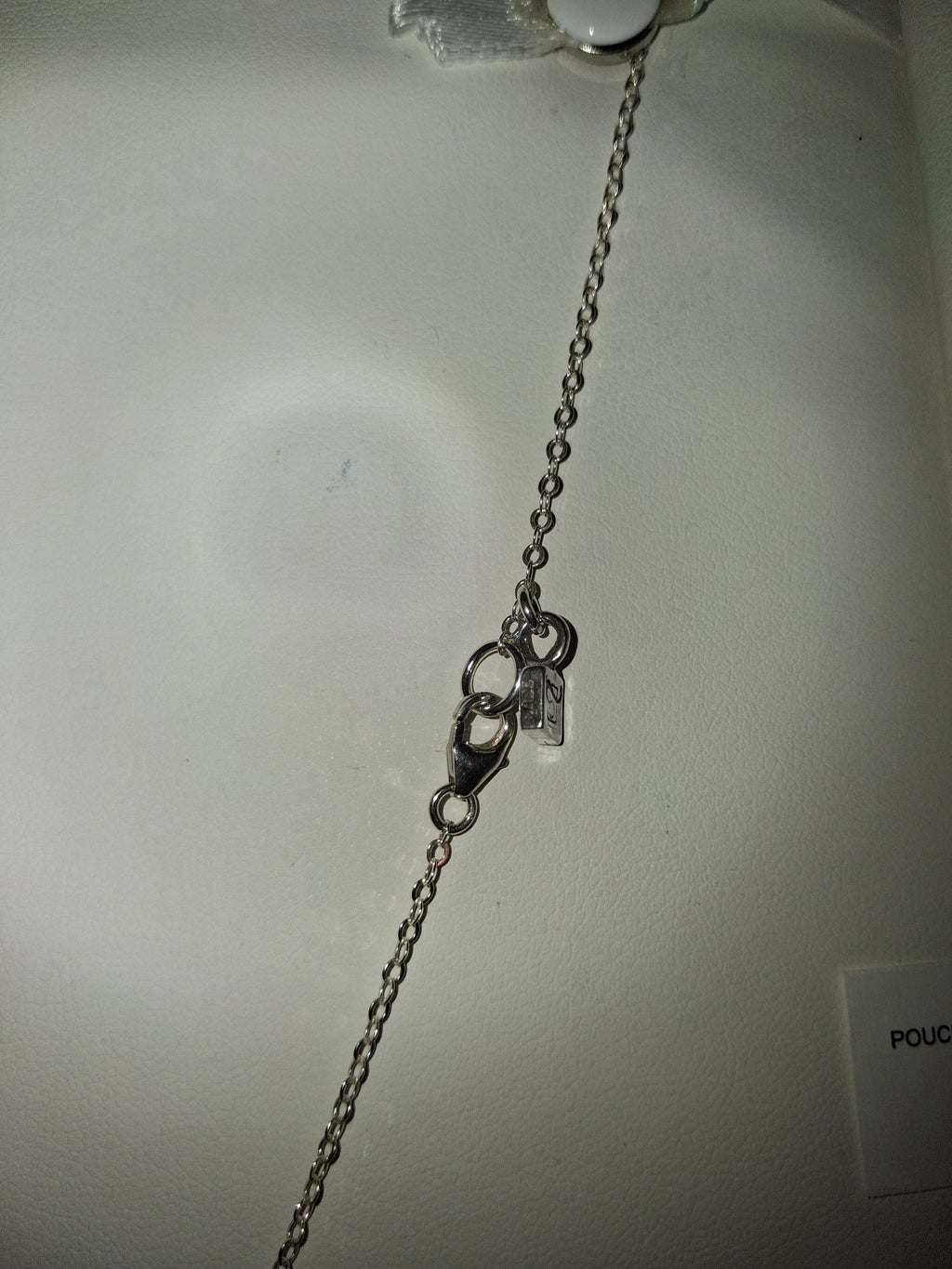 18" long 925 silver necklace with 925 silver pendant 7.5 grams "ESTATE"