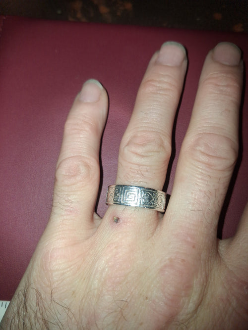925 silver myan style handmade estate ring. 8.8 grams, and size 7.5 mens