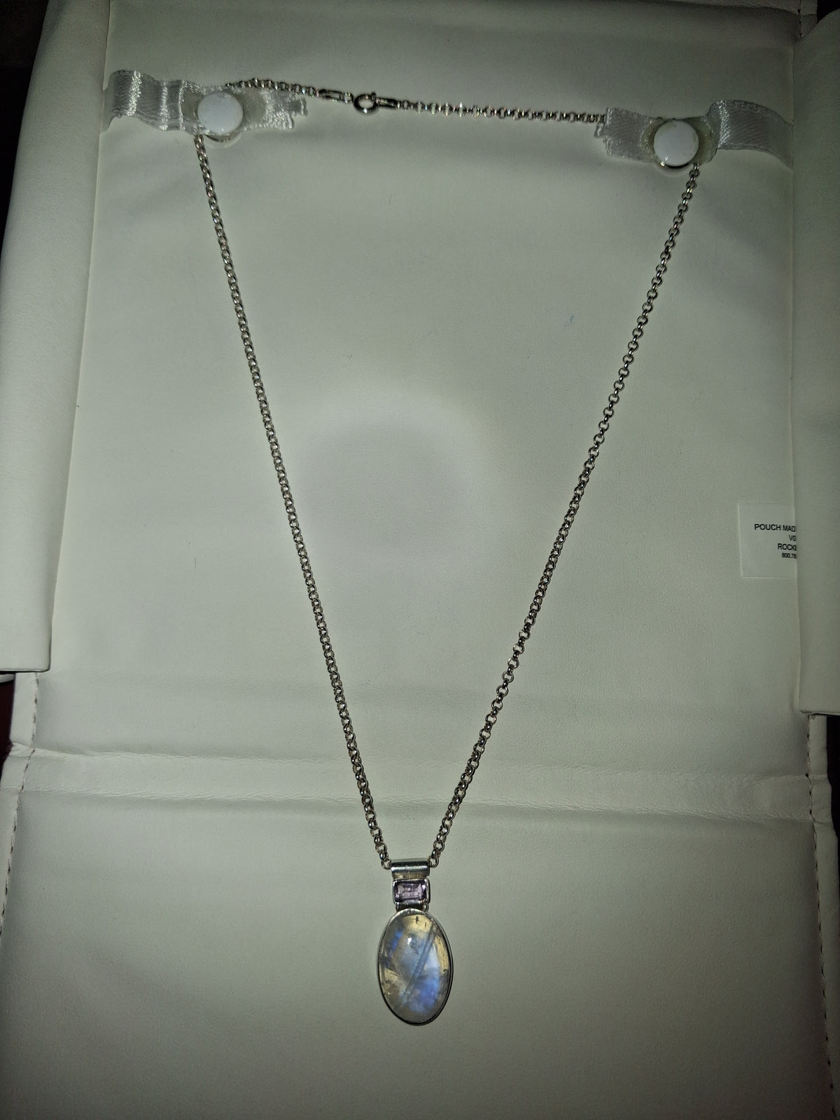 Handmade, 925 silver moondstone pendant with silver necklace. 8.9 grams. Chain 18" long.