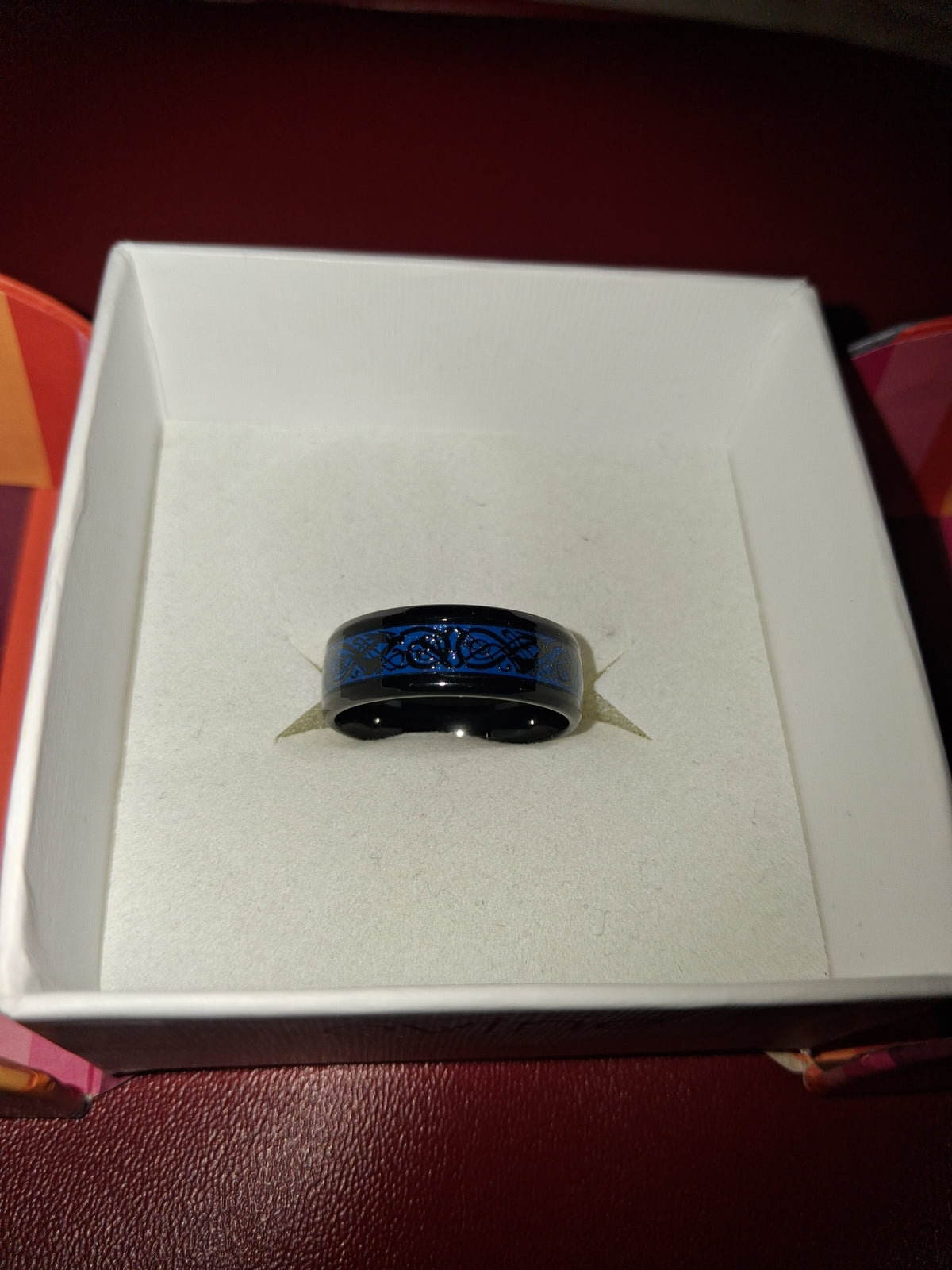 Mens wedding band size 10.5 no precious metals. New. Free shipping.!