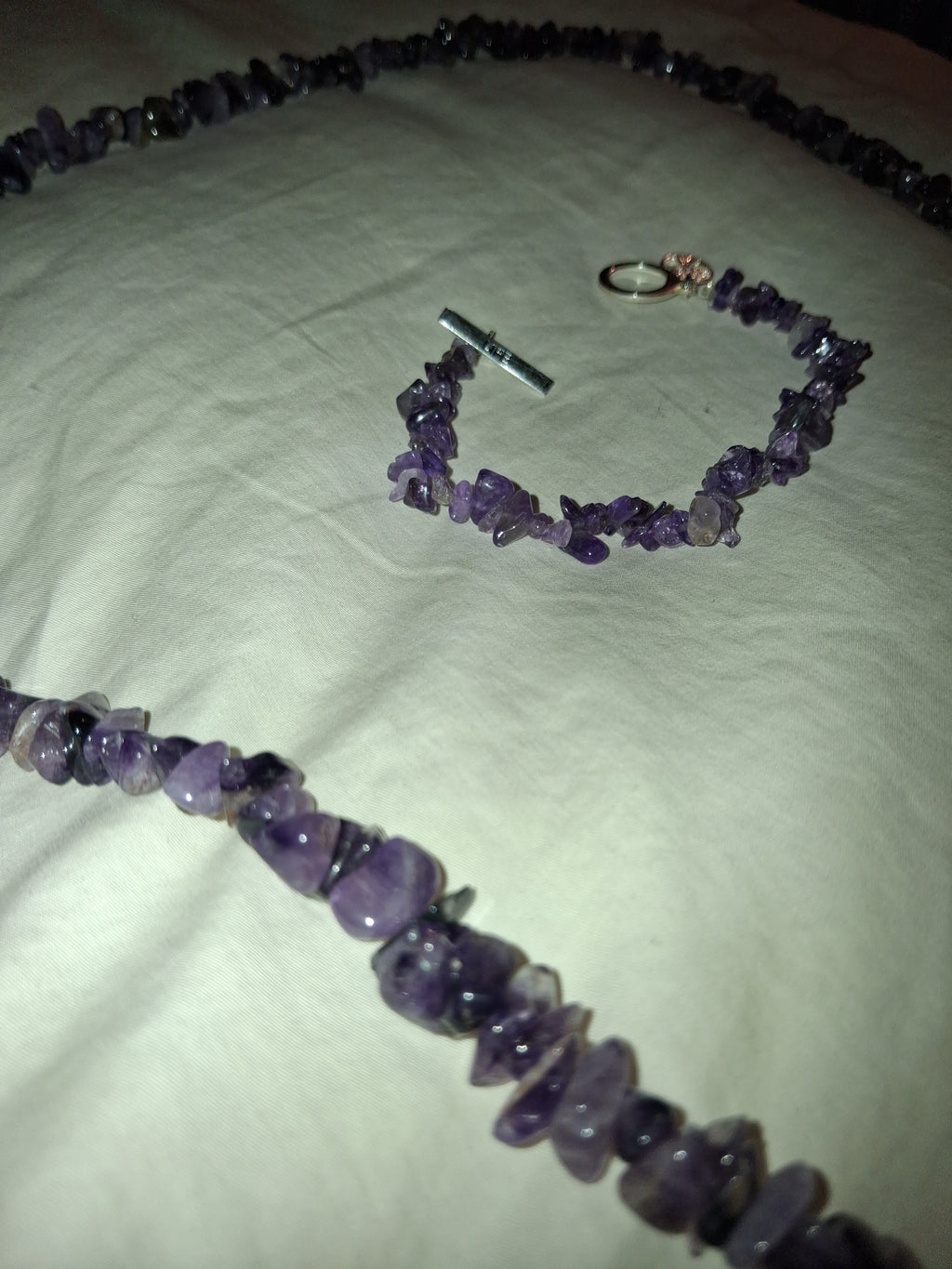 Amethyst stretch 7+ inches 925 siver braclet, with 32 inch Amethyst necklace included.