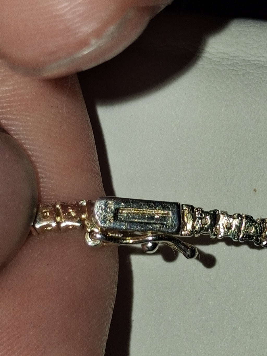 925 sterling silver/Mossinite necklace
